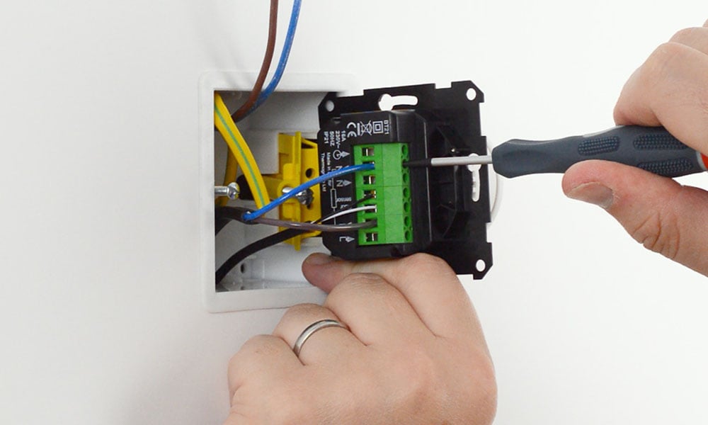 How to install electric underfloor heating: A guide for a DIYer